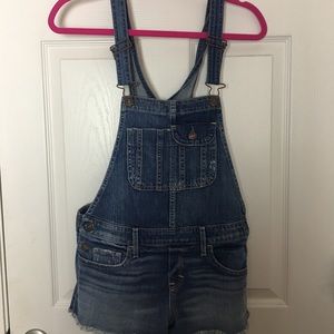 Overall shorts